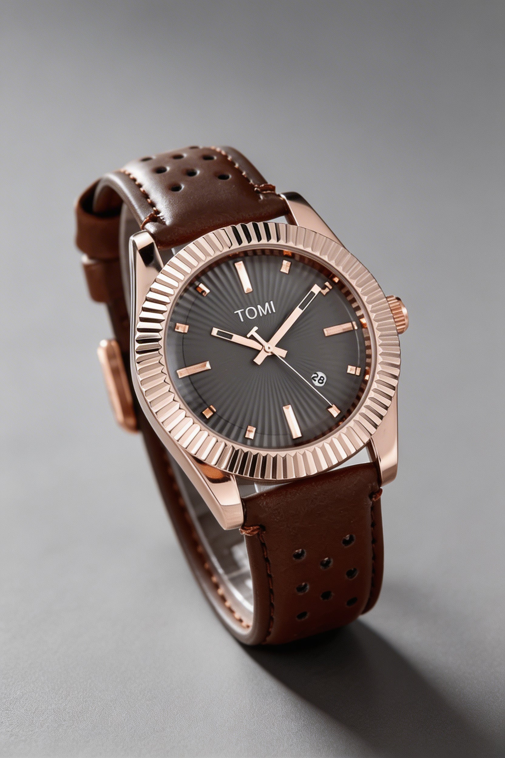 Tomi Watch: Sleek, Elegant & Versatile Timepiece